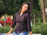 Jyoti Gupta из г. Vadodara знакомится для серьёзных отношений