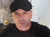 Заур из Павлодара знакомится для семьи