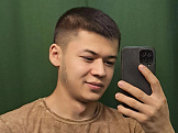 Бекзод, 20 лет, Томск, Россия