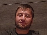Рустам из Екатеринбурга знакомится для серьёзных отношений