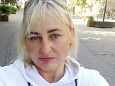 Елена из Копейска знакомится для серьёзных отношений