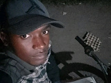 Levis из г. Dar es Salaam знакомится для семьи
