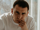 Денис из Нижневартовска знакомится для серьёзных отношений