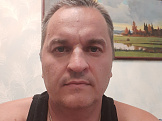 Артем из Саратова знакомится для общения