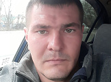Евгений из Курска знакомится для серьёзных отношений