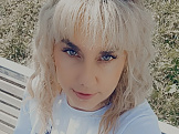 Юля из Череповца знакомится для серьёзных отношений