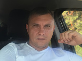 Евгений из Казани знакомится для серьёзных отношений